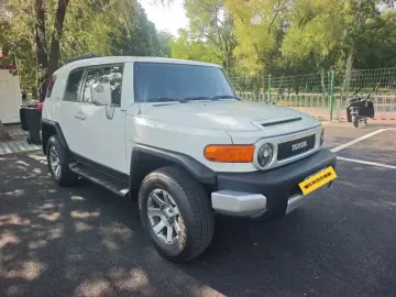 2018 Toyota FJ Cruiser с пробегом 62 000 км