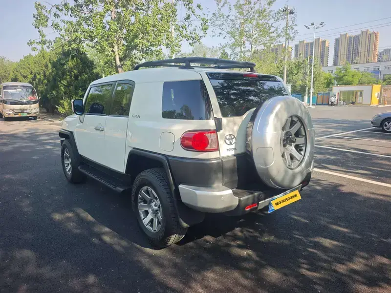 2018 Toyota FJ Cruiser с пробегом 62 000 км