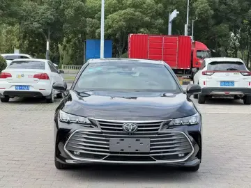 2019 Toyota Avalon с пробегом 49 000 км