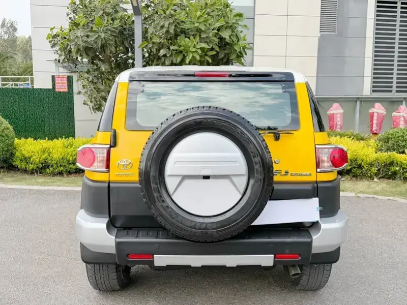 2019 Toyota FJ Cruiser с пробегом 57 800 км
