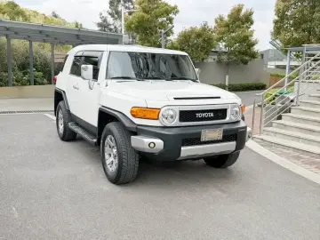 2019 Toyota FJ Cruiser с пробегом 68 000 км