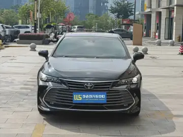 2019 Toyota Avalon с пробегом 81 000 км