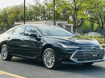 2024 Toyota Avalon с пробегом 4 000 км