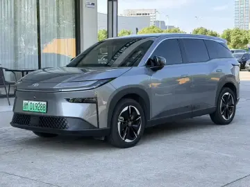 2025 Toyota bZ3X с пробегом 29 000 км
