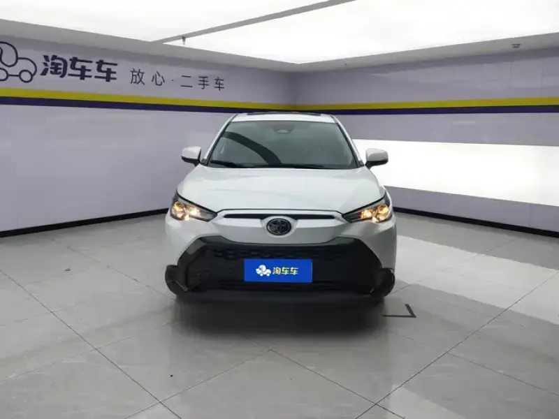 2023 Toyota Frontlander с пробегом 27 000 км