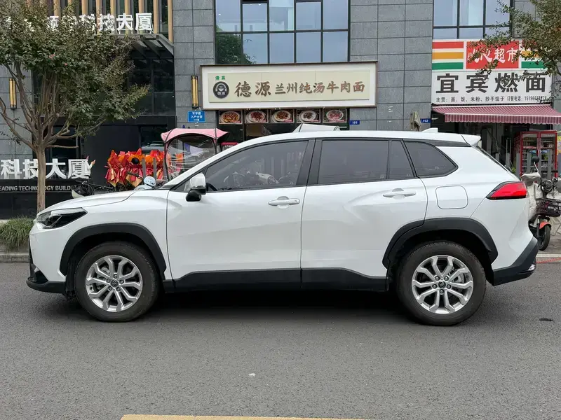 2024 Toyota Frontlander с пробегом 7 500 км