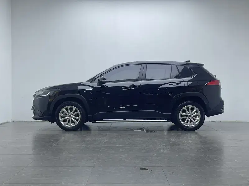 2022 Toyota Frontlander с пробегом 20 200 км