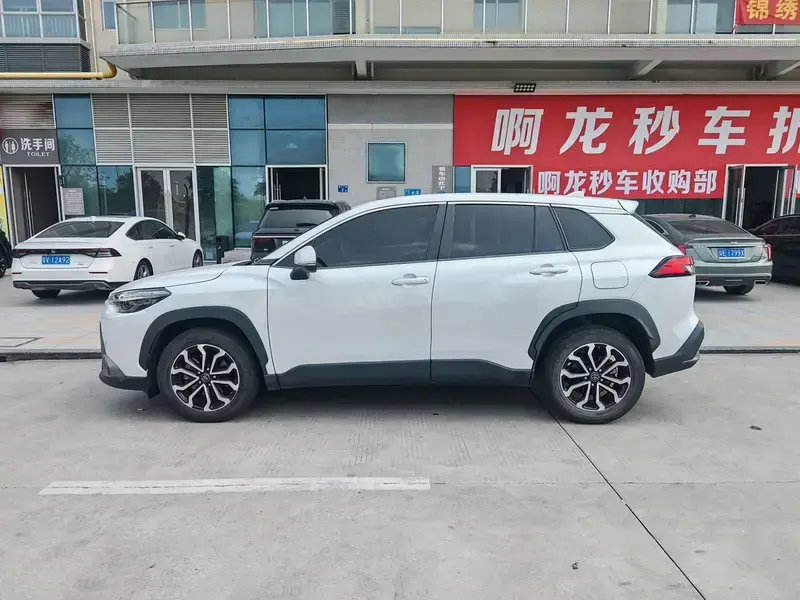 2022 Toyota Frontlander с пробегом 27 000 км