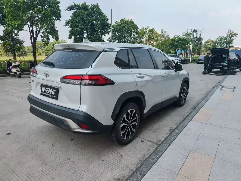 2022 Toyota Frontlander с пробегом 27 000 км