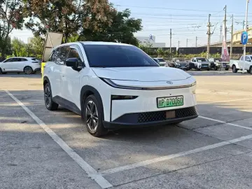 2025 Toyota bZ3X с пробегом 36 000 км