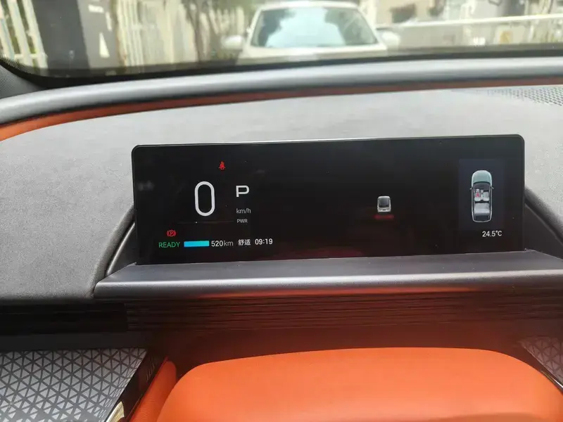 2025 Toyota bZ3X с пробегом 21 000 км