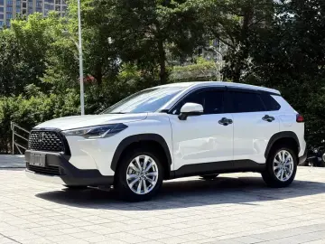 2024 Toyota Corolla Cross с пробегом 39 000 км