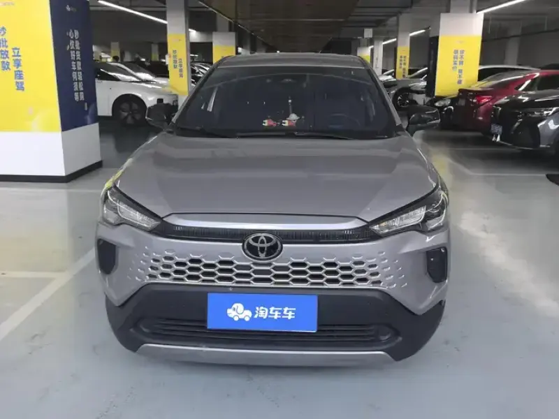 2026 Toyota Corolla Cross с пробегом 13 000 км