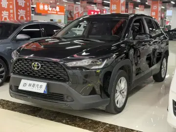 2024 Toyota Corolla Cross с пробегом 22 000 км