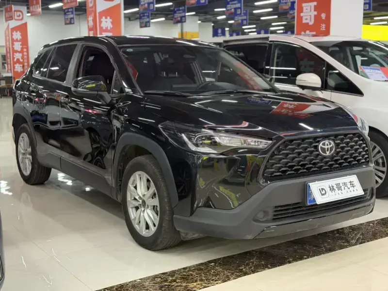 2024 Toyota Corolla Cross с пробегом 22 000 км