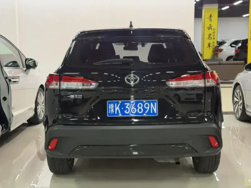 2024 Toyota Corolla Cross с пробегом 22 000 км