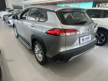 2024 Toyota Corolla Cross с пробегом 18 000 км
