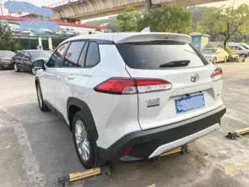 2024 Toyota Corolla Cross с пробегом 40 000 км