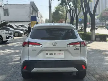 2024 Toyota Corolla Cross с пробегом 21 000 км