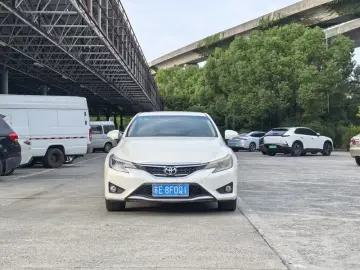2013 Toyota Reiz с пробегом 154 000 км