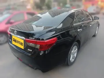2013 Toyota Reiz с пробегом 108 700 км