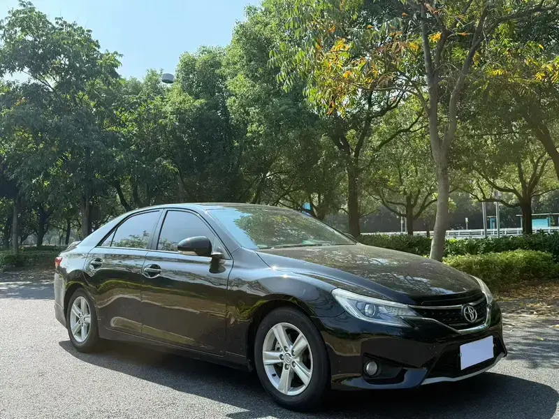 2013 Toyota Reiz с пробегом 160 000 км