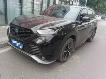 Toyota Crown Kluger