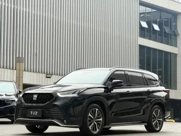 Toyota Crown Kluger