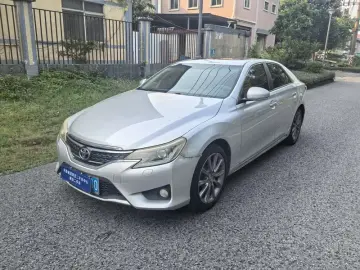 Toyota Reiz