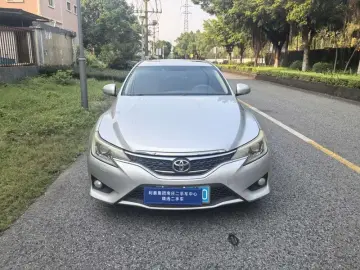 2013 Toyota Reiz с пробегом 190 000 км
