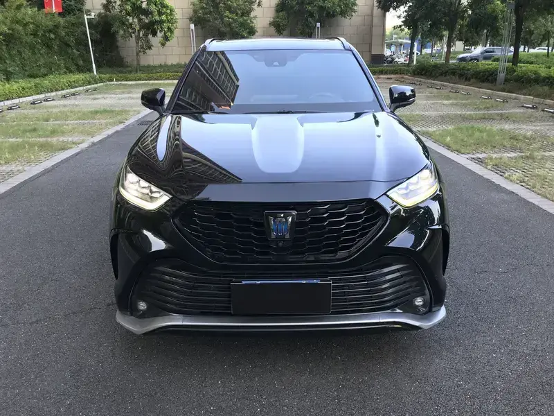2022 Toyota Crown Kluger с пробегом 134 000 км