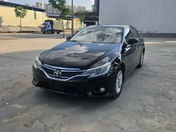 2013 Toyota Reiz с пробегом 89 000 км