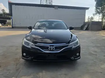 2013 Toyota Reiz с пробегом 89 000 км