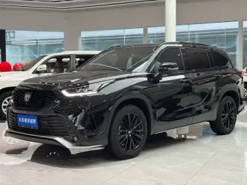 Toyota Crown Kluger