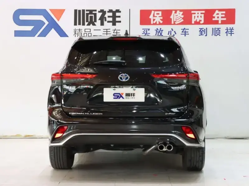 2021 Toyota Crown Kluger с пробегом 62 000 км