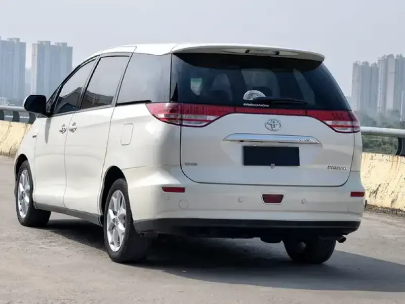 2007 Toyota Previa с пробегом 190 000 км