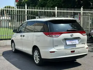 2012 Toyota Previa с пробегом 155 000 км