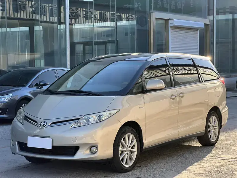 2012 Toyota Previa с пробегом 163 000 км