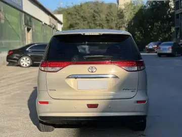 2012 Toyota Previa с пробегом 163 000 км