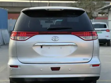 2009 Toyota Previa с пробегом 147 000 км