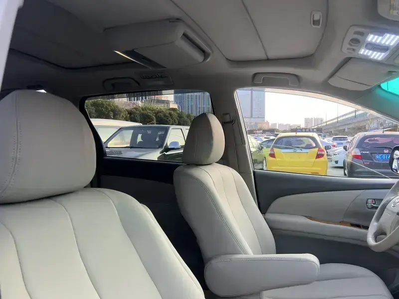 2009 Toyota Previa с пробегом 147 000 км
