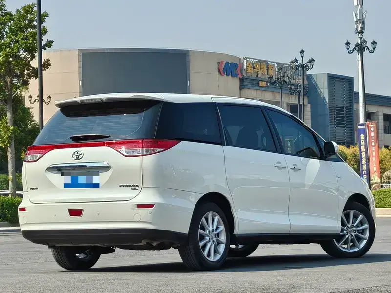 2018 Toyota Previa с пробегом 77 000 км