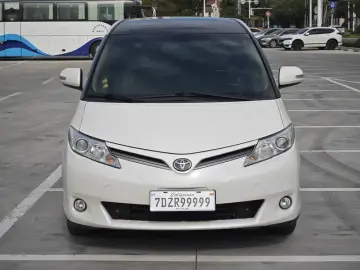2012 Toyota Previa с пробегом 140 000 км