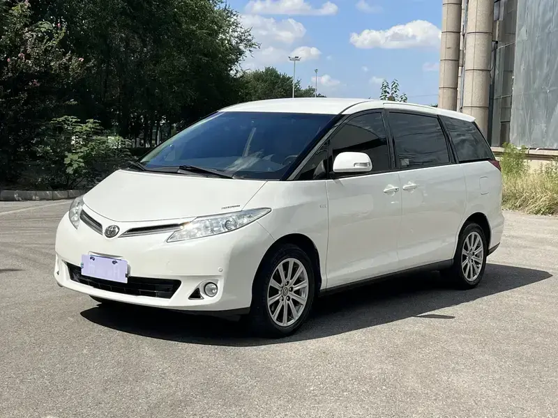2019 Toyota Previa с пробегом 118 000 км