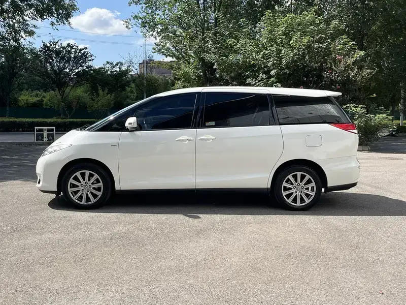 2019 Toyota Previa с пробегом 118 000 км