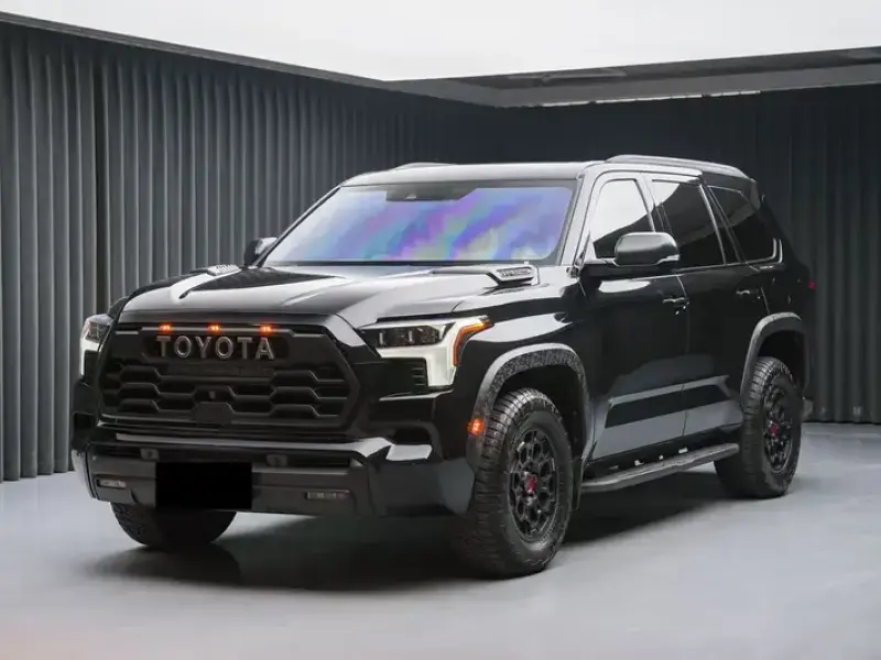 2025 Toyota Sequoia с пробегом 19 000 км