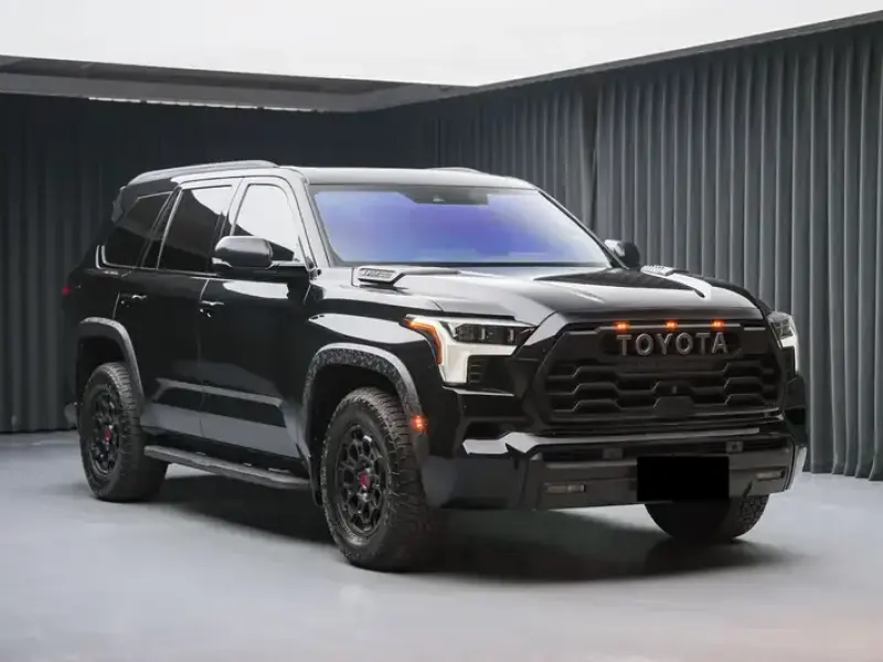 2025 Toyota Sequoia с пробегом 19 000 км