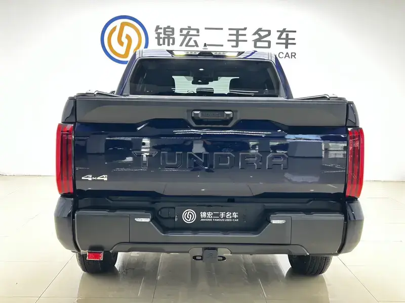 2023 Toyota Tundra с пробегом 101 000 км