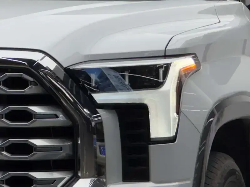 2023 Toyota Tundra с пробегом 37 500 км