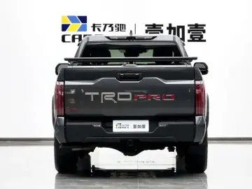 2023 Toyota Tundra с пробегом 33 800 км